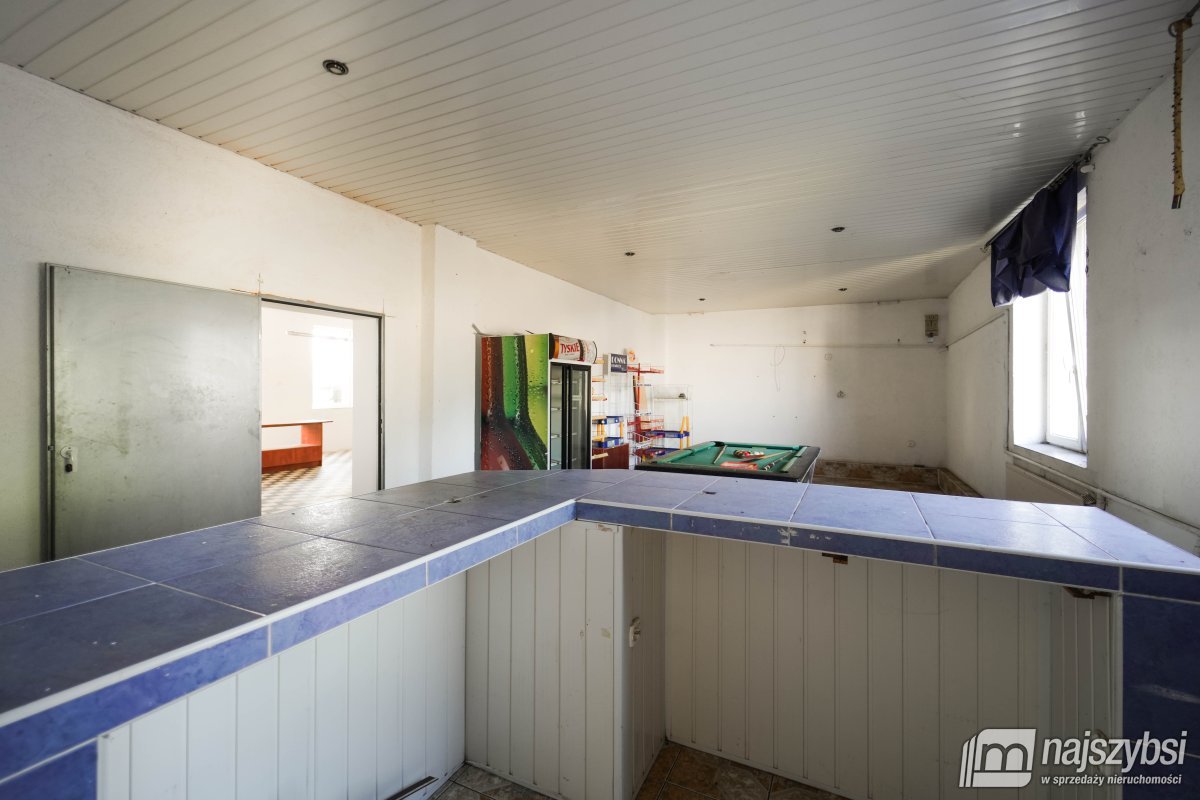 Mechowo - duży budynek mieszkalno-usługowy na sprz (18)