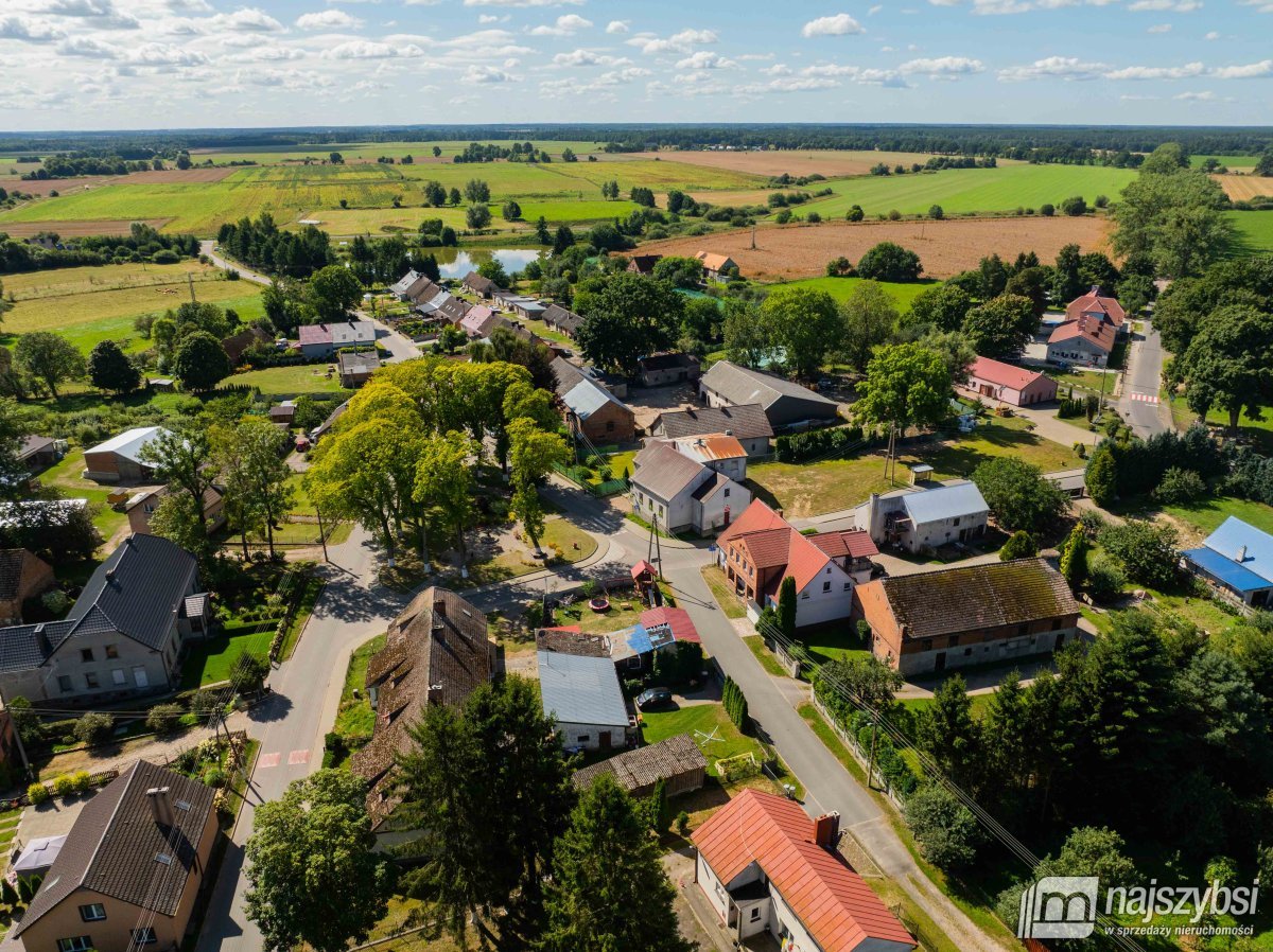 Mechowo - duży budynek mieszkalno-usługowy na sprz (22)