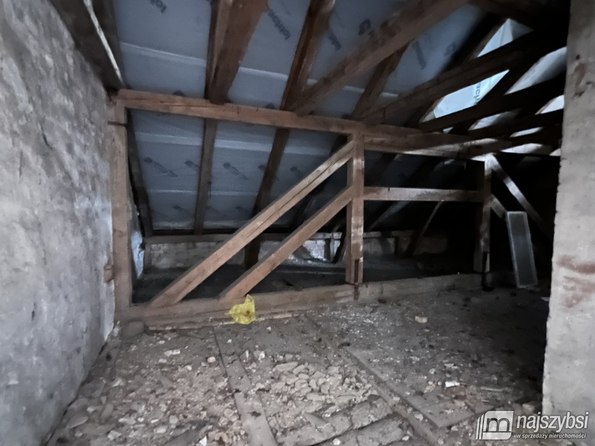 Mechowo - duży budynek mieszkalno-usługowy na sprz (25)