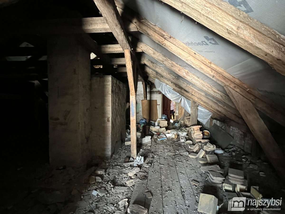 Mechowo - duży budynek mieszkalno-usługowy na sprz (26)