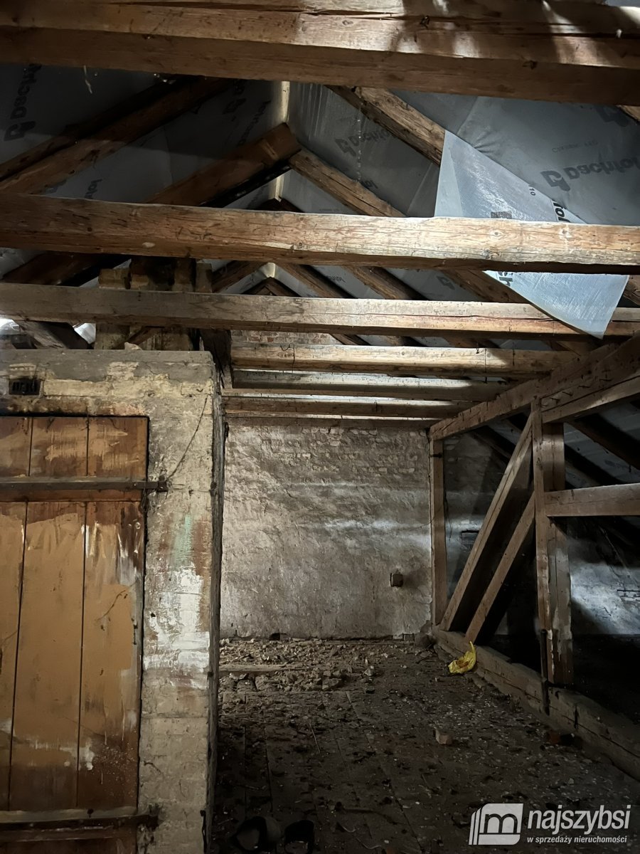 Mechowo - duży budynek mieszkalno-usługowy na sprz (30)