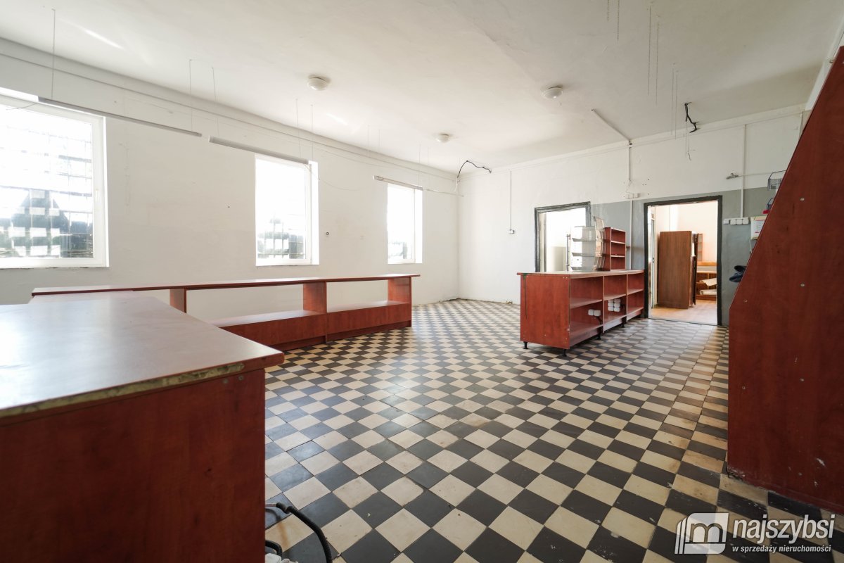 Mechowo - duży budynek mieszkalno-usługowy na sprz (9)