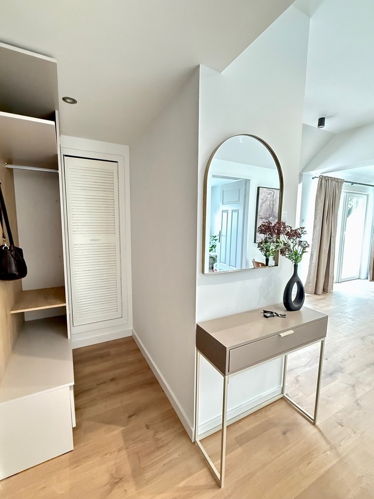 Duże  mieszkanie* 5 pokoi* PODJUCHY (5)