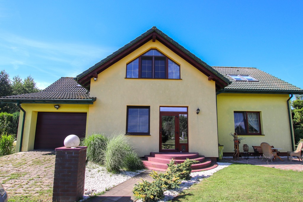 Dom w Brzózkach z przestronną działką (2)