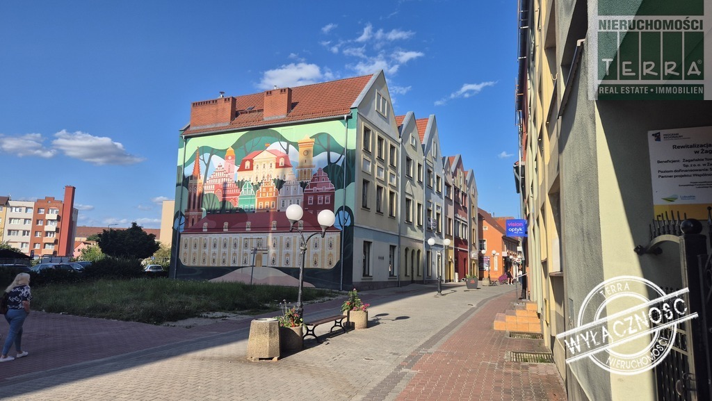 Zespół kamienic na starówce. (7)