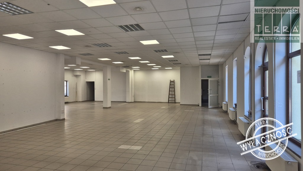 Zespół kamienic na starówce. (13)