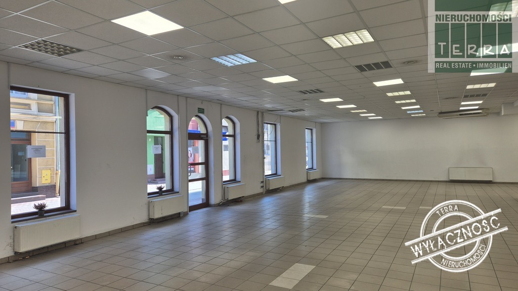 Zespół kamienic na starówce. (14)