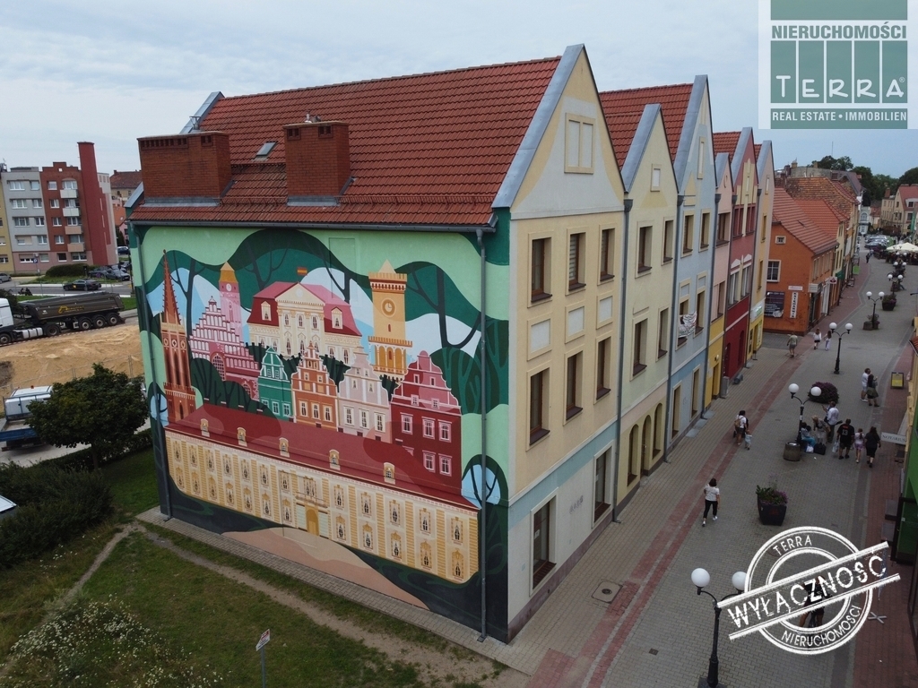 Zespół kamienic na starówce. (2)