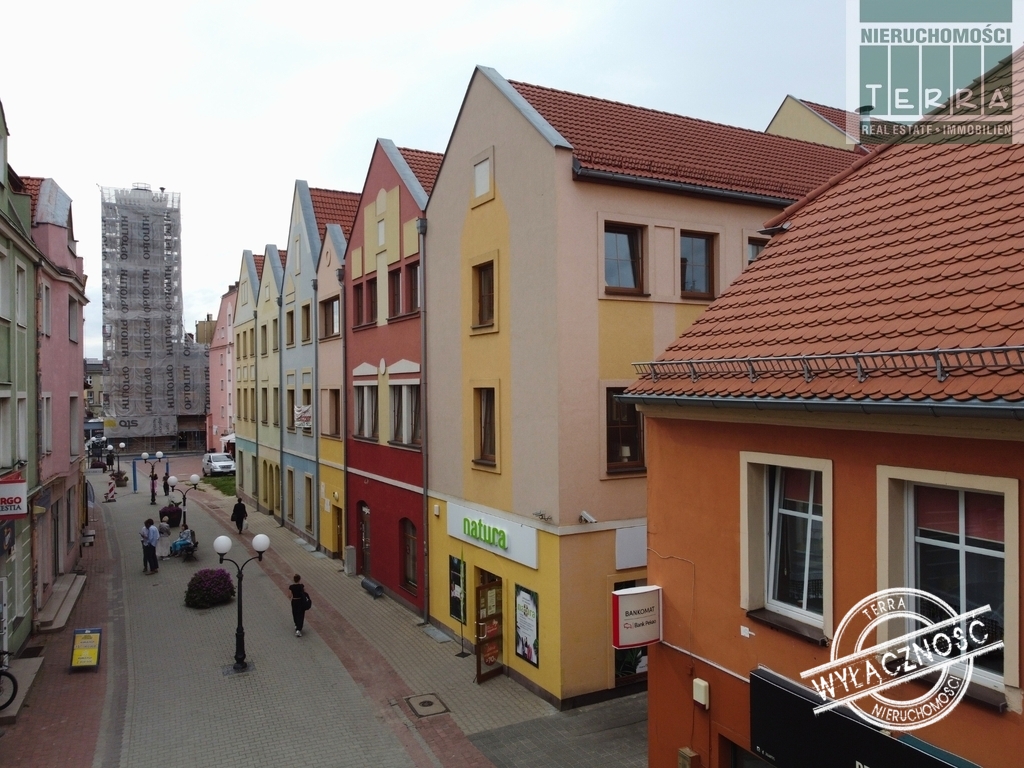 Zespół kamienic na starówce. (6)