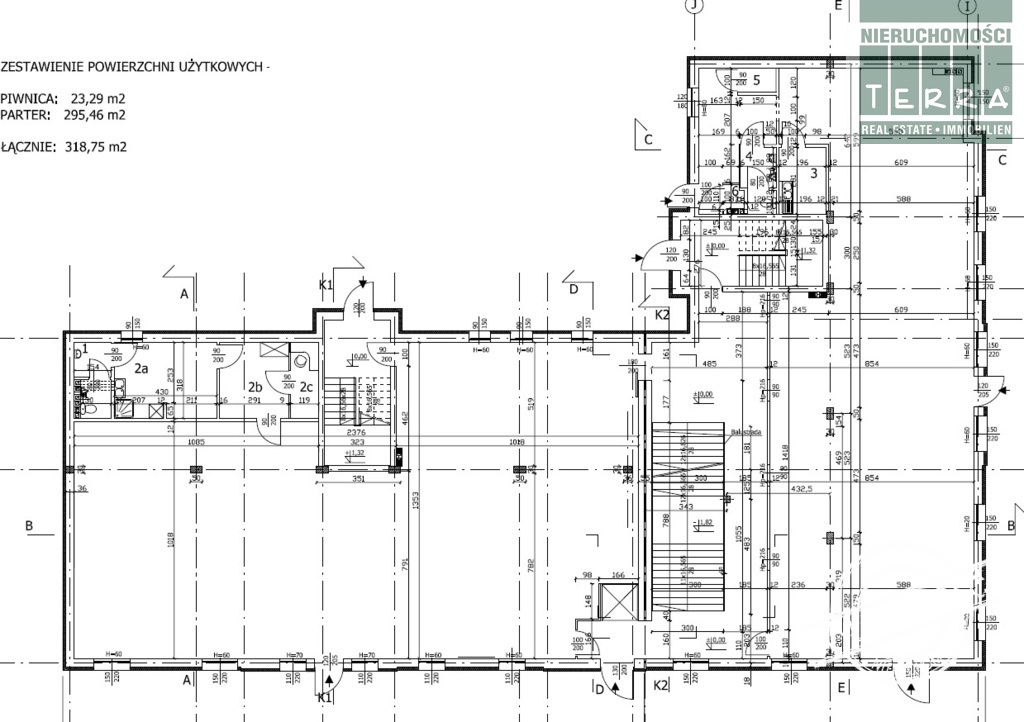 Zespół kamienic na starówce. (24)
