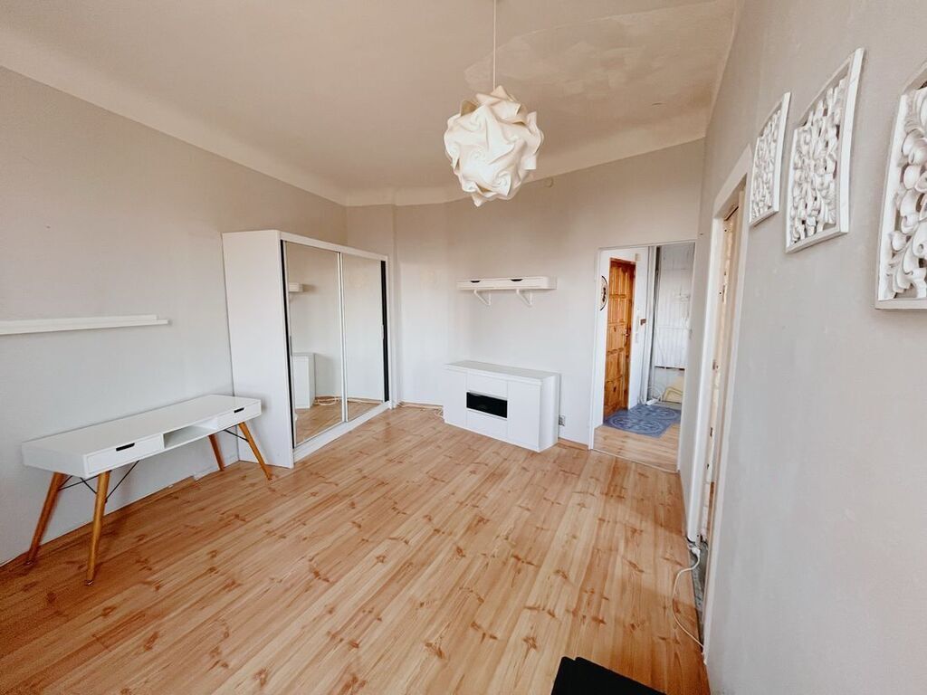 2 pokoje spółdzielcze do remontu (2)