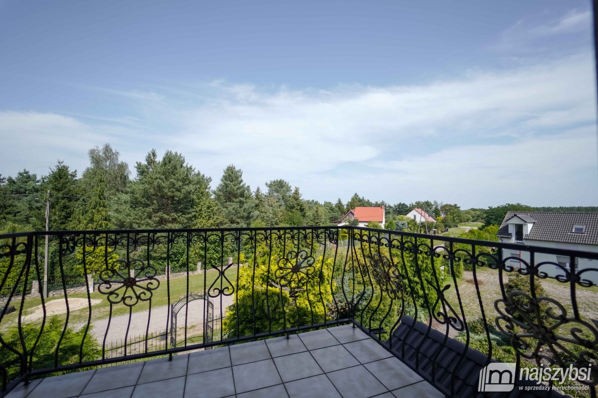 Trzcinna - duży dom w pięknej okolicy (26)