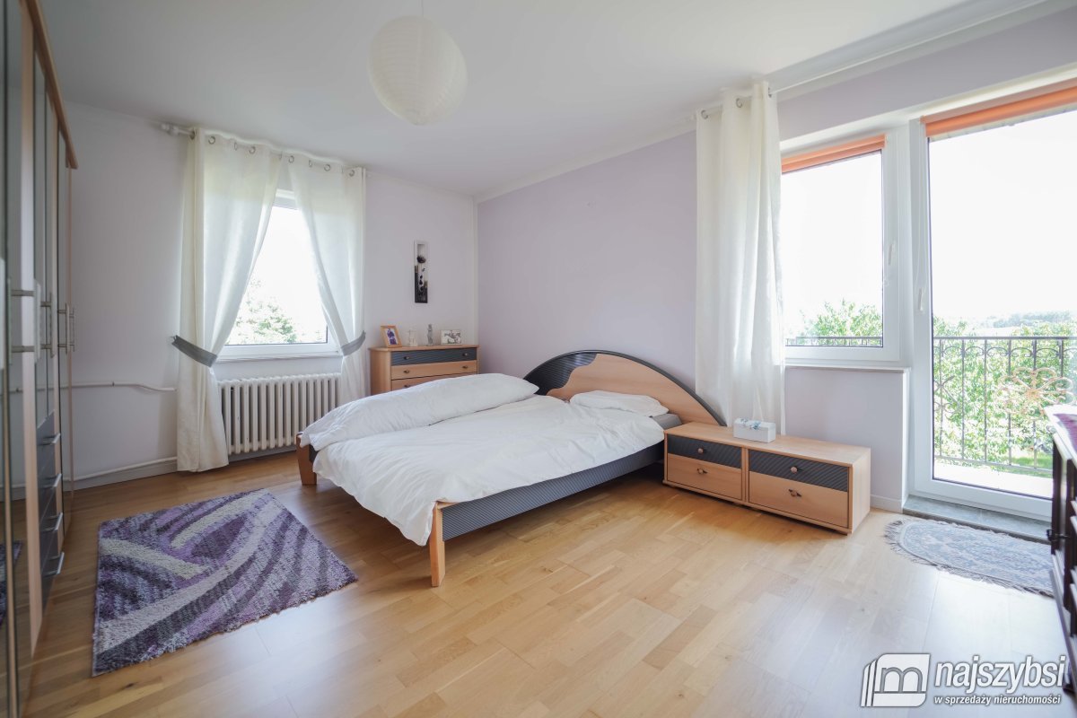 Trzcinna - duży dom w pięknej okolicy (30)