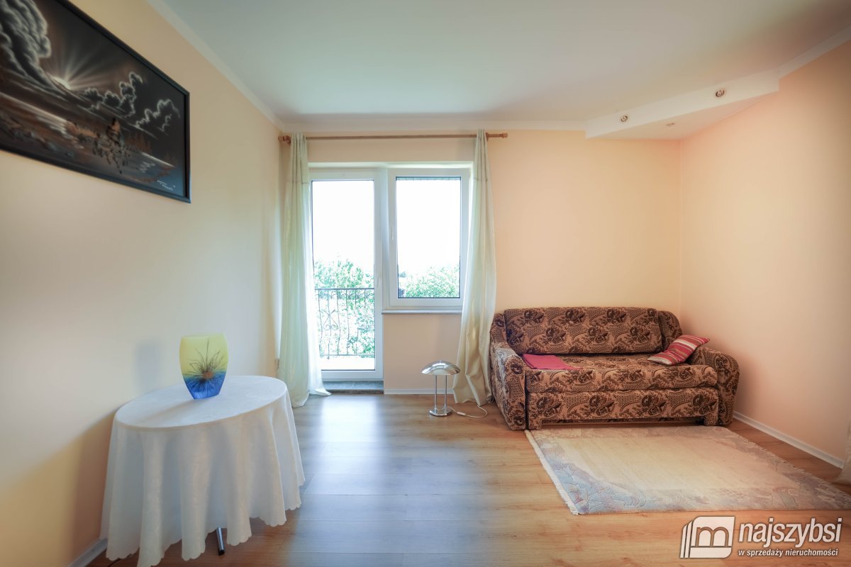 Trzcinna - duży dom w pięknej okolicy (31)