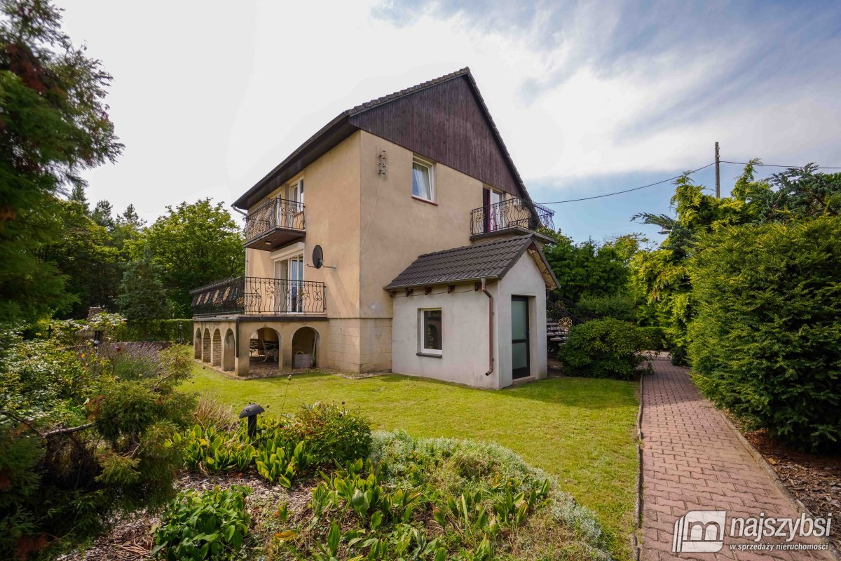 Trzcinna - duży dom w pięknej okolicy (4)