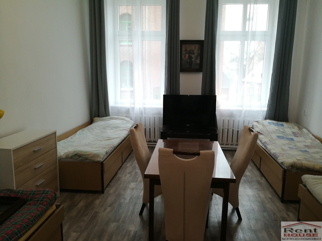 Mieszkanie pracownicze, dla 10-12 osób, centrum (7)