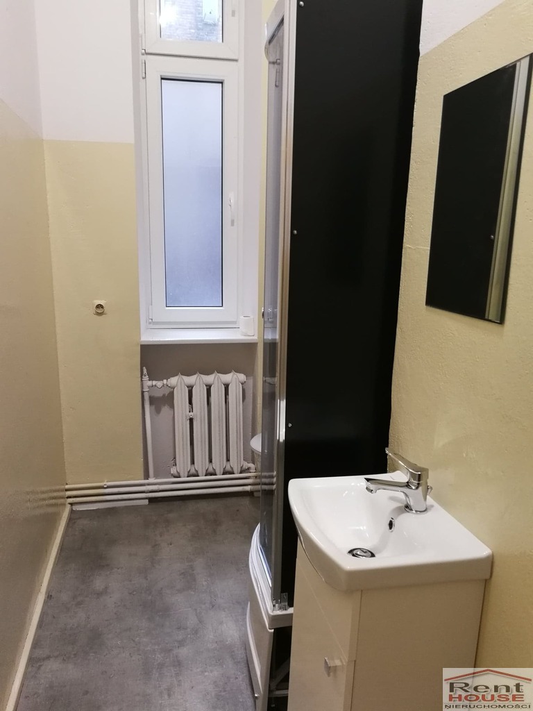 Mieszkanie pracownicze, dla 10-12 osób, centrum (13)