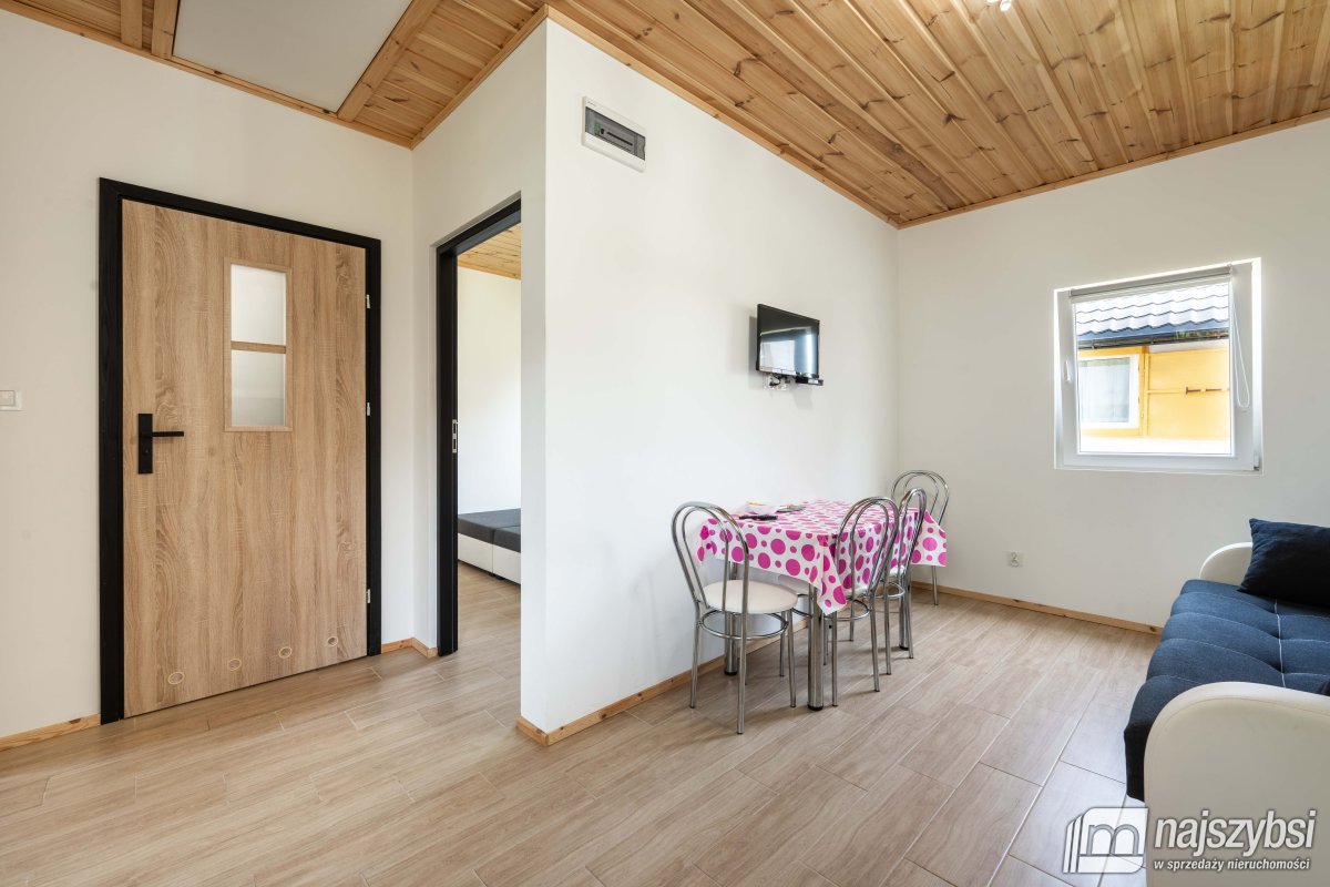 Jezierzany- ośrodek 5 domków nad morzem i jeziorem (13)