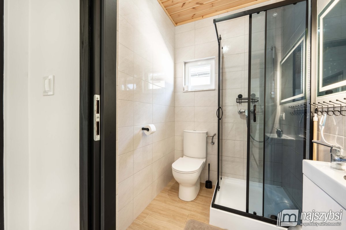 Jezierzany- ośrodek 5 domków nad morzem i jeziorem (21)