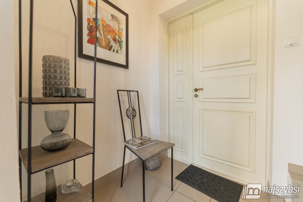 Płoty -komfortowe mieszkanie 87,92m2 z garażem  (23)