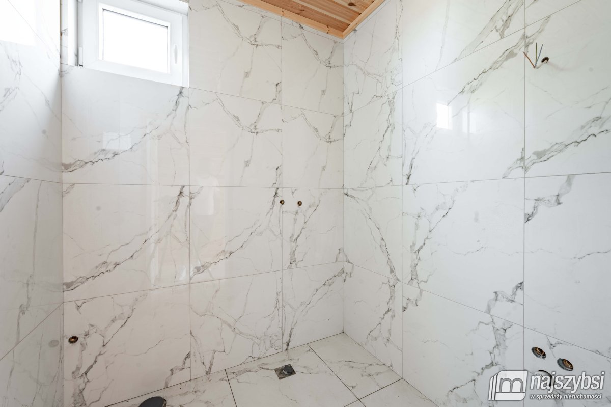 Jezierzany- kompleks domków nad morzem (11)