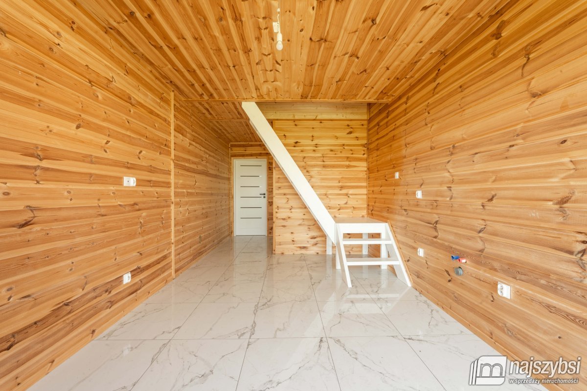 Jezierzany- kompleks domków nad morzem (8)