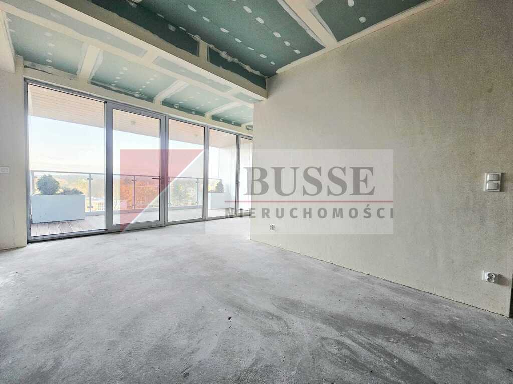 2 pok. apartament w Sky Garden! Stan deweloperski! (4)