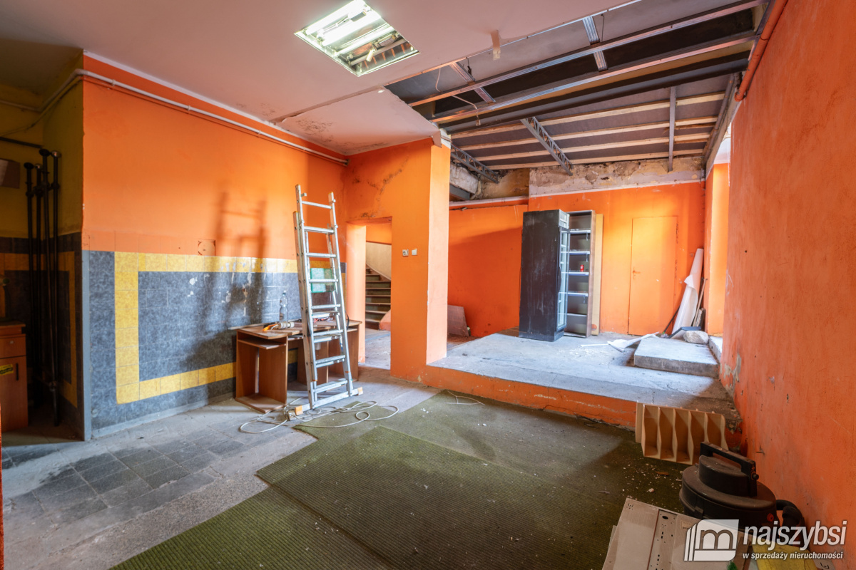 Kamienica w samym centrum Trzebiatowa  (22)