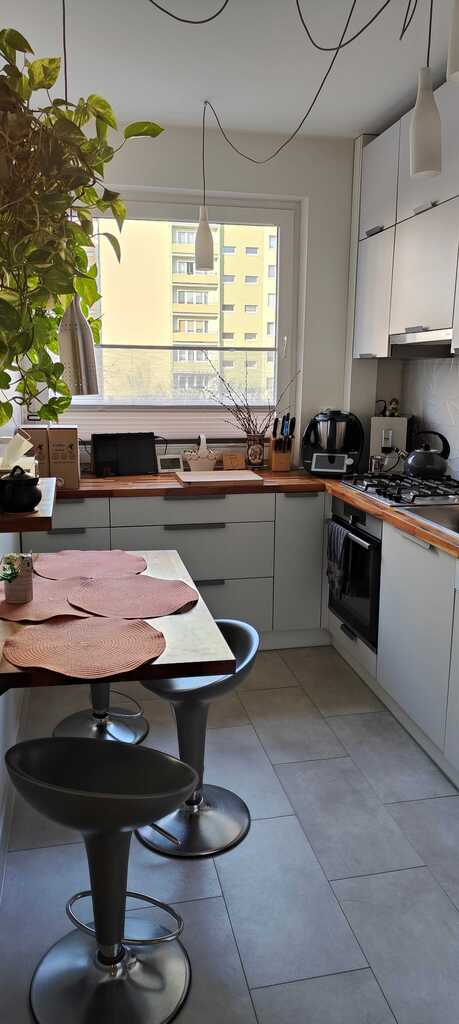 Mieszkanie w rewelacyjnym punkcie w Zdrojach (2)