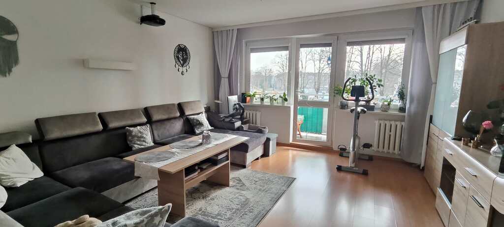 Mieszkanie w rewelacyjnym punkcie w Zdrojach (1)