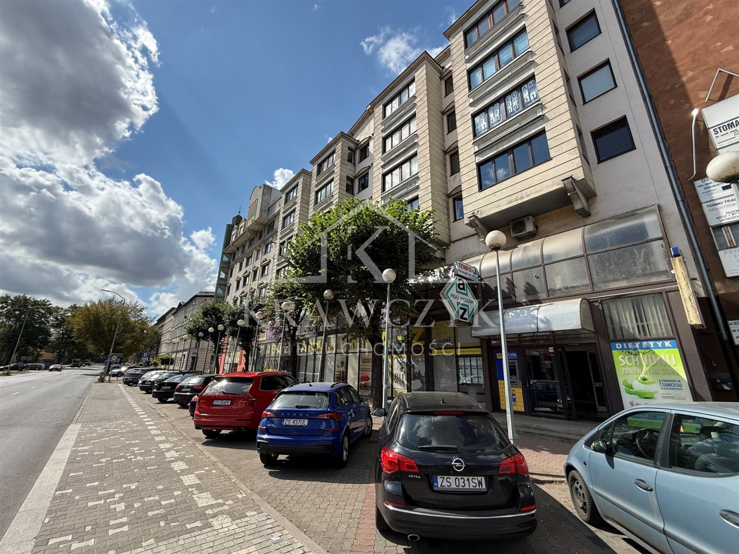 LOKAL UŻYTKOWY W PASAŻU A-Z - 85m2 - OKAZJA (1)