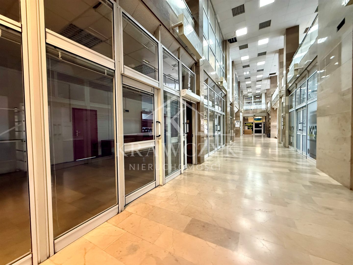 LOKAL UŻYTKOWY W PASAŻU A-Z - 85m2 - OKAZJA (2)