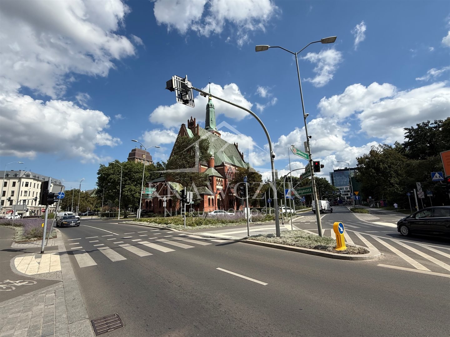 LOKAL UŻYTKOWY W PASAŻU A-Z - 85m2 - OKAZJA (8)