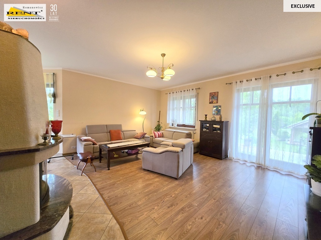 Dom z ogrodem, 6pokoi, 2garaże, wejście do lasu (2)