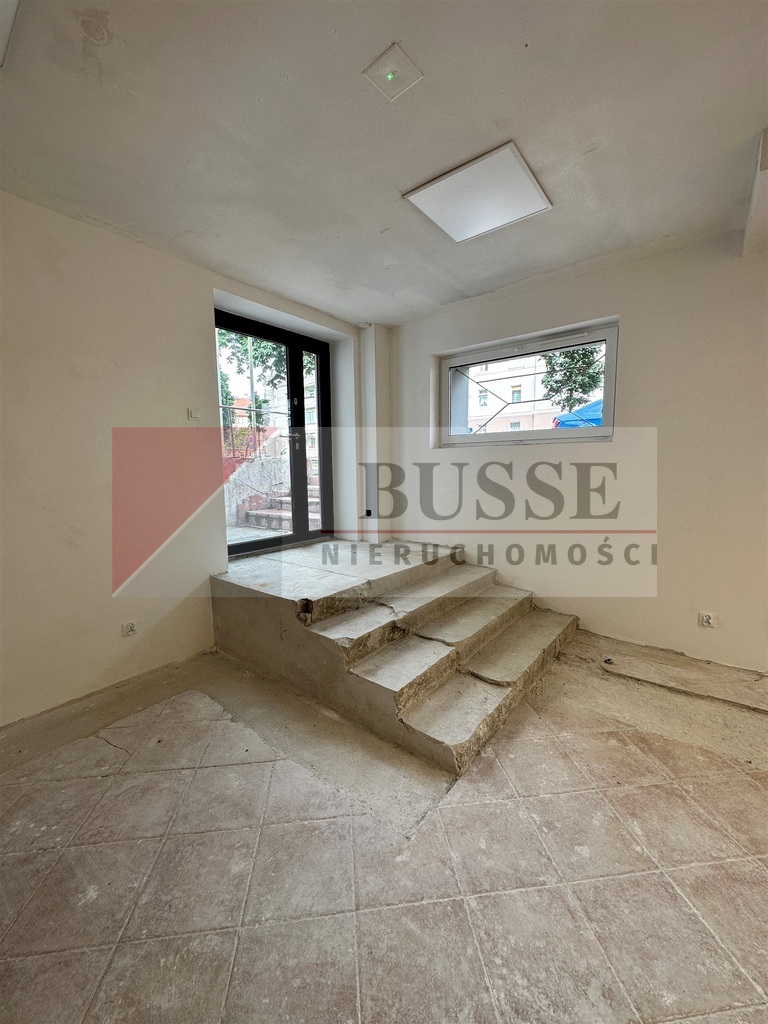 Na wynajem lokal 130m2 Świetna lokalizacja (4)