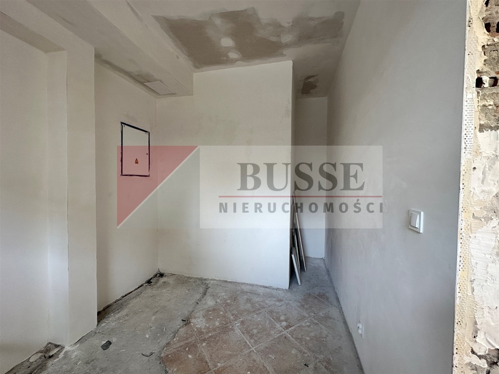 Na wynajem lokal 130m2 Świetna lokalizacja (6)