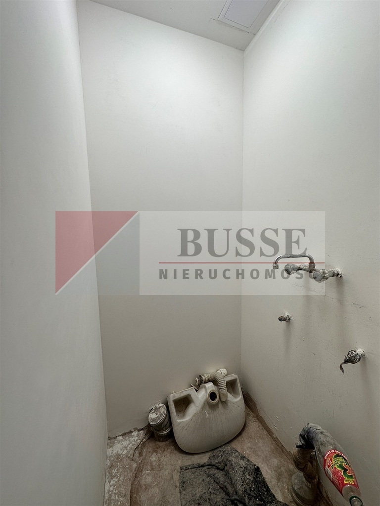 Na wynajem lokal 130m2 Świetna lokalizacja (9)