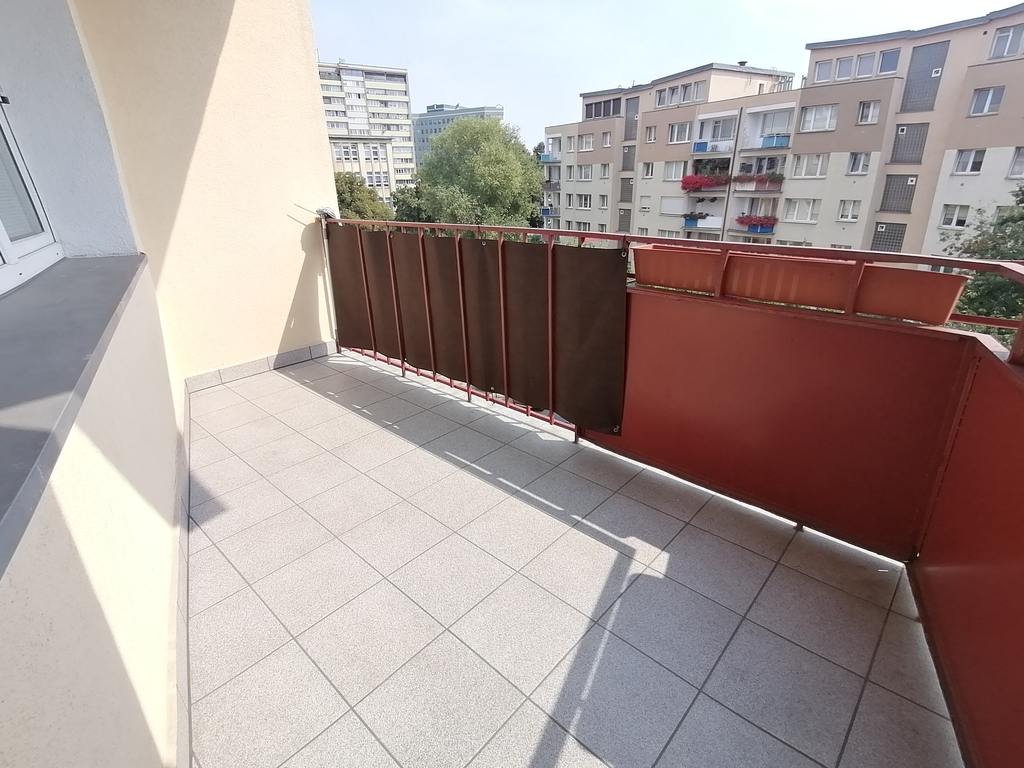 2pok. obok Galaxy, balkon, winda, zamykany parking (5)