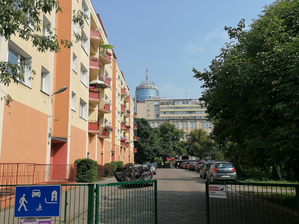 2pok. obok Galaxy, balkon, winda, zamykany parking (24)