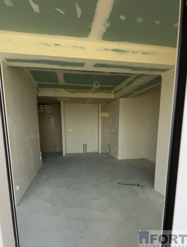 Sky Garden - 2 pokoje, loggia, pd-wsch (12)