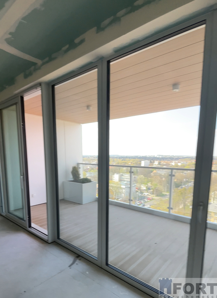 Sky Garden - 2 pokoje, loggia, pd-wsch (11)