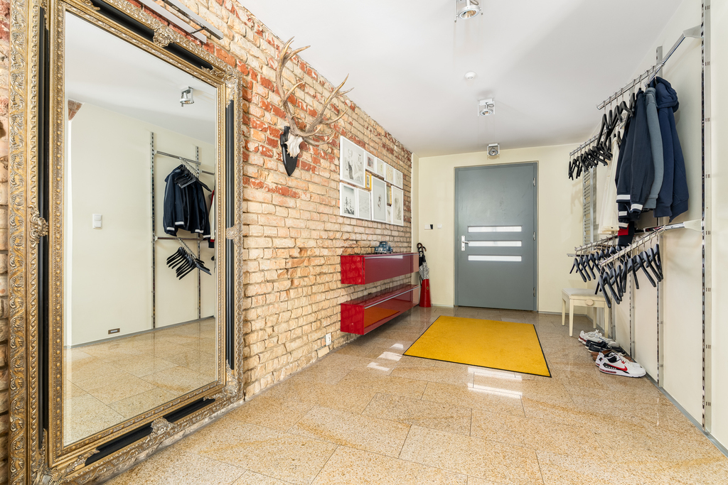 Twój raj z sauną i  piaszczystą plażą! (6)