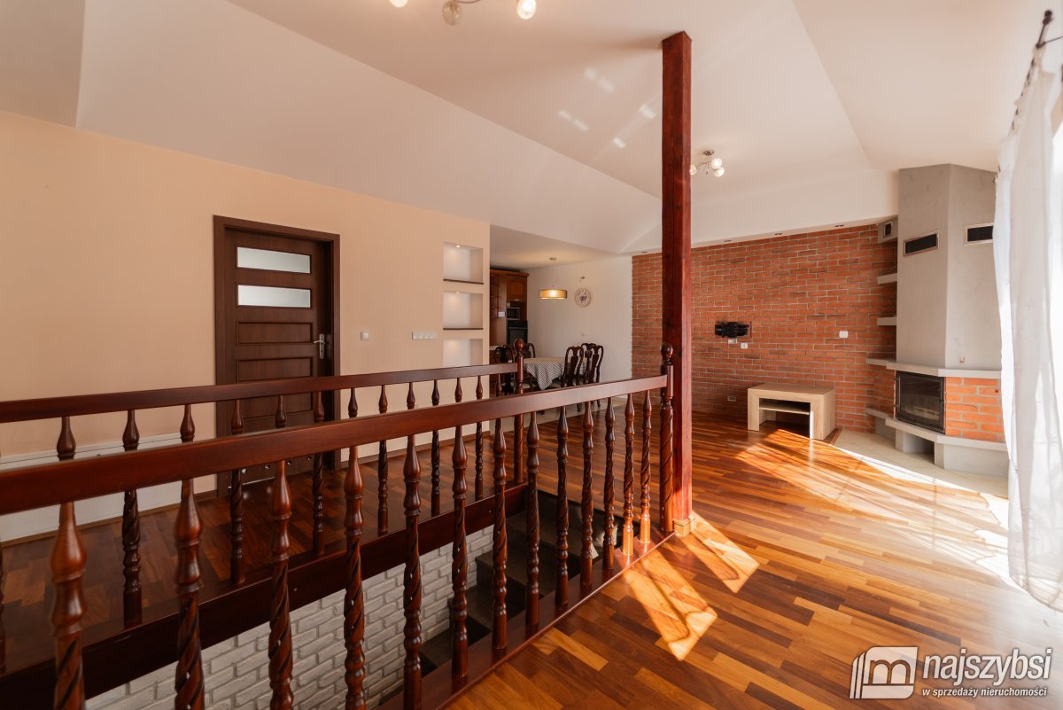 Goleniów- dom wolnostojący w centrum (11)