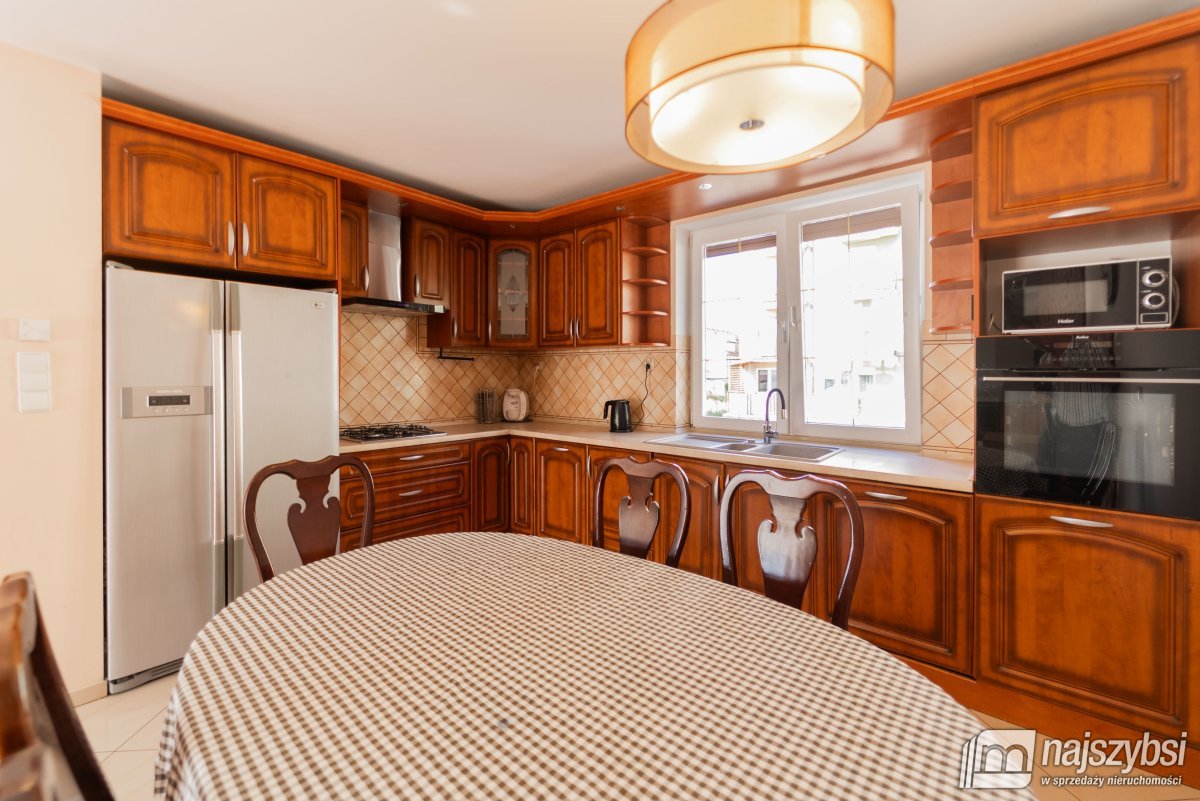 Goleniów- dom wolnostojący w centrum (12)