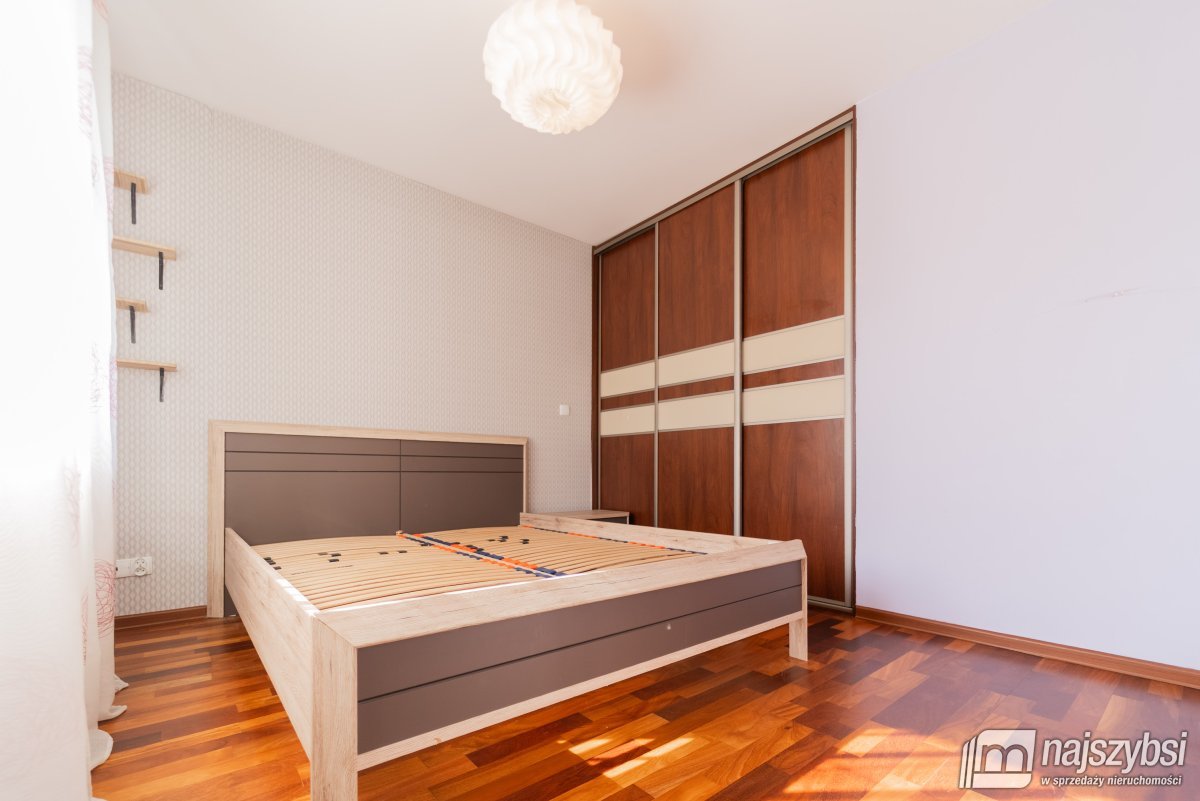 Goleniów- dom wolnostojący w centrum (15)