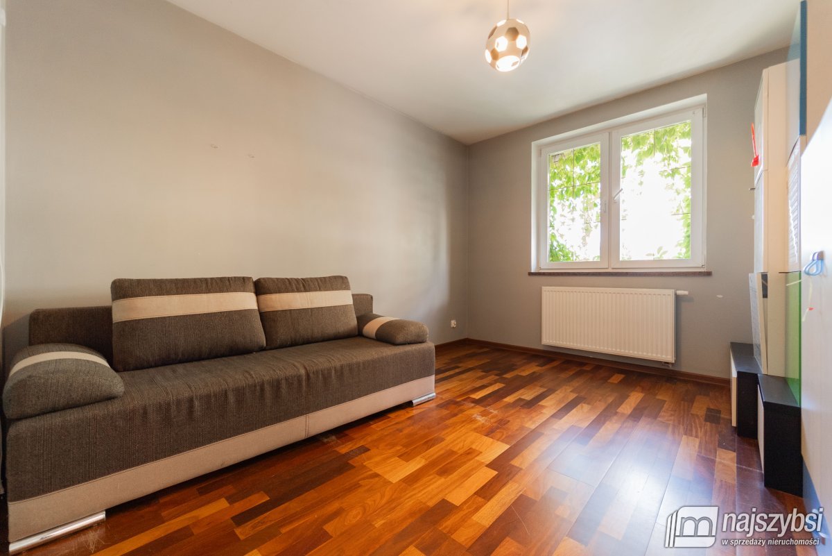 Goleniów- dom wolnostojący w centrum (18)