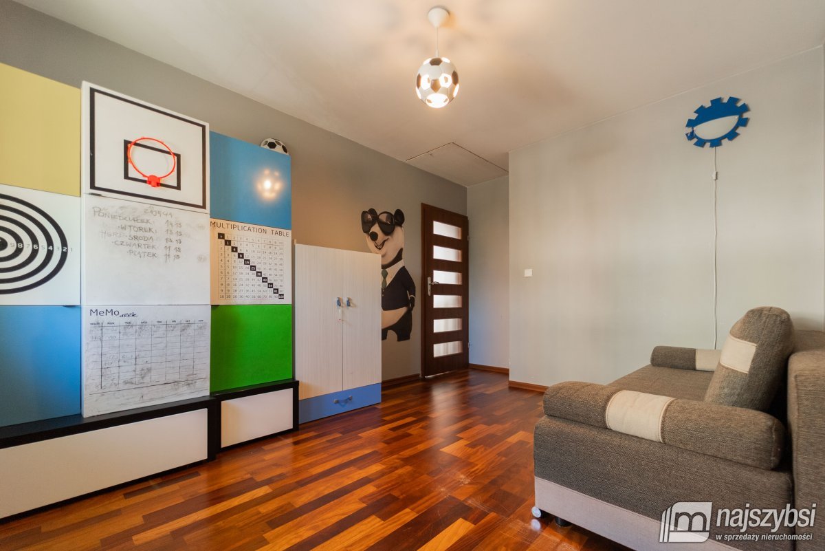 Goleniów- dom wolnostojący w centrum (19)