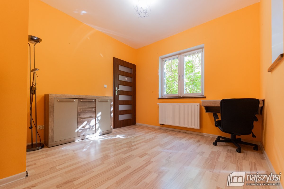 Goleniów- dom wolnostojący w centrum (20)