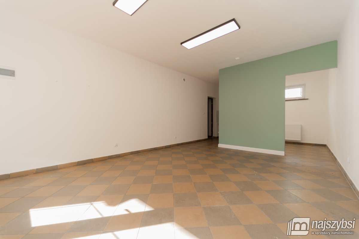 Goleniów- dom wolnostojący w centrum (25)