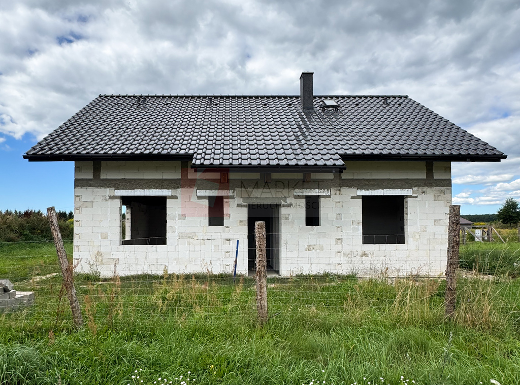 Dom na sprzedaż w Żdżarach - 190 m2 stan surowy. (1)